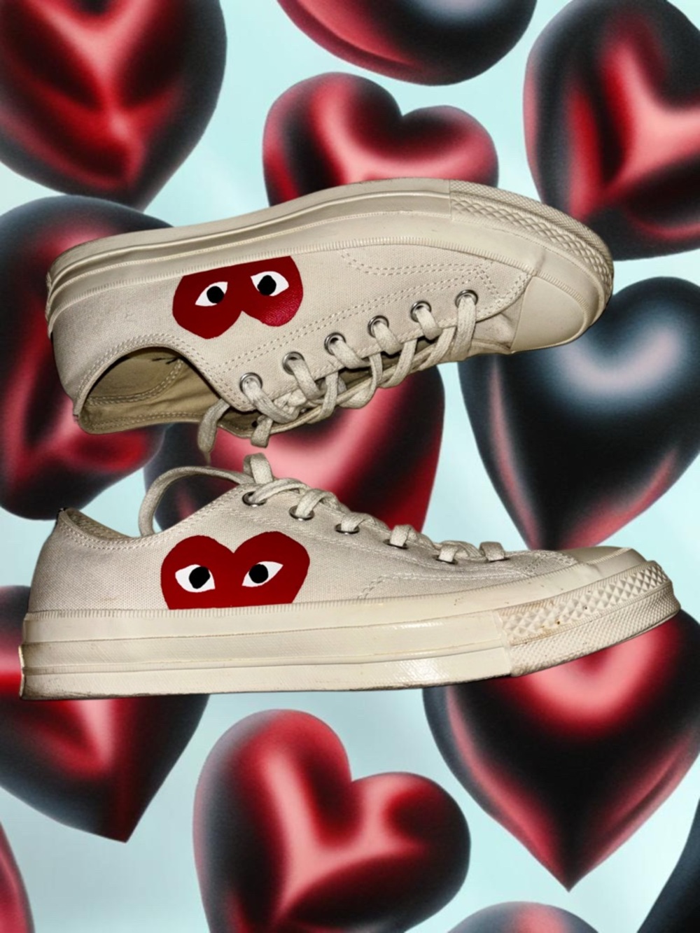 Converse PLAY Commes de Garcon Low Top Sneakers in White with Red Heart Logo - Picture 4 of 9